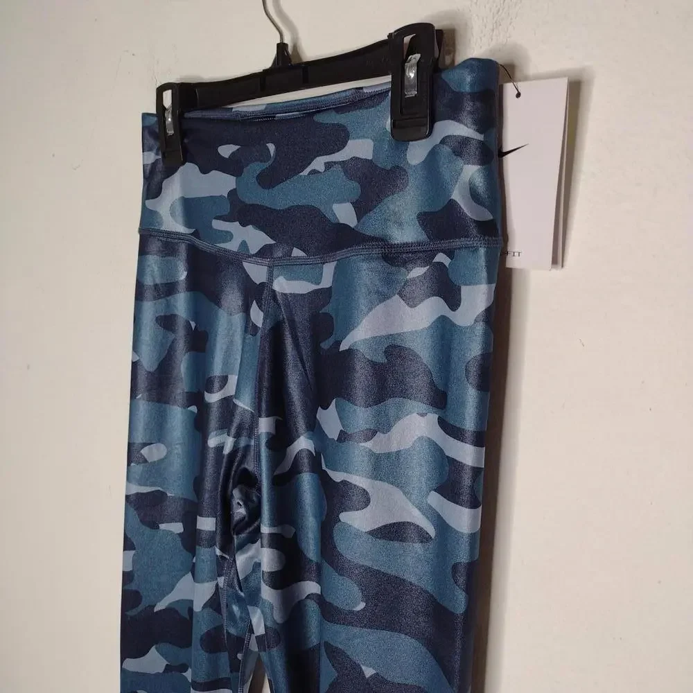 NWT Nike Women's Blue Camouflage Leggings Size Small